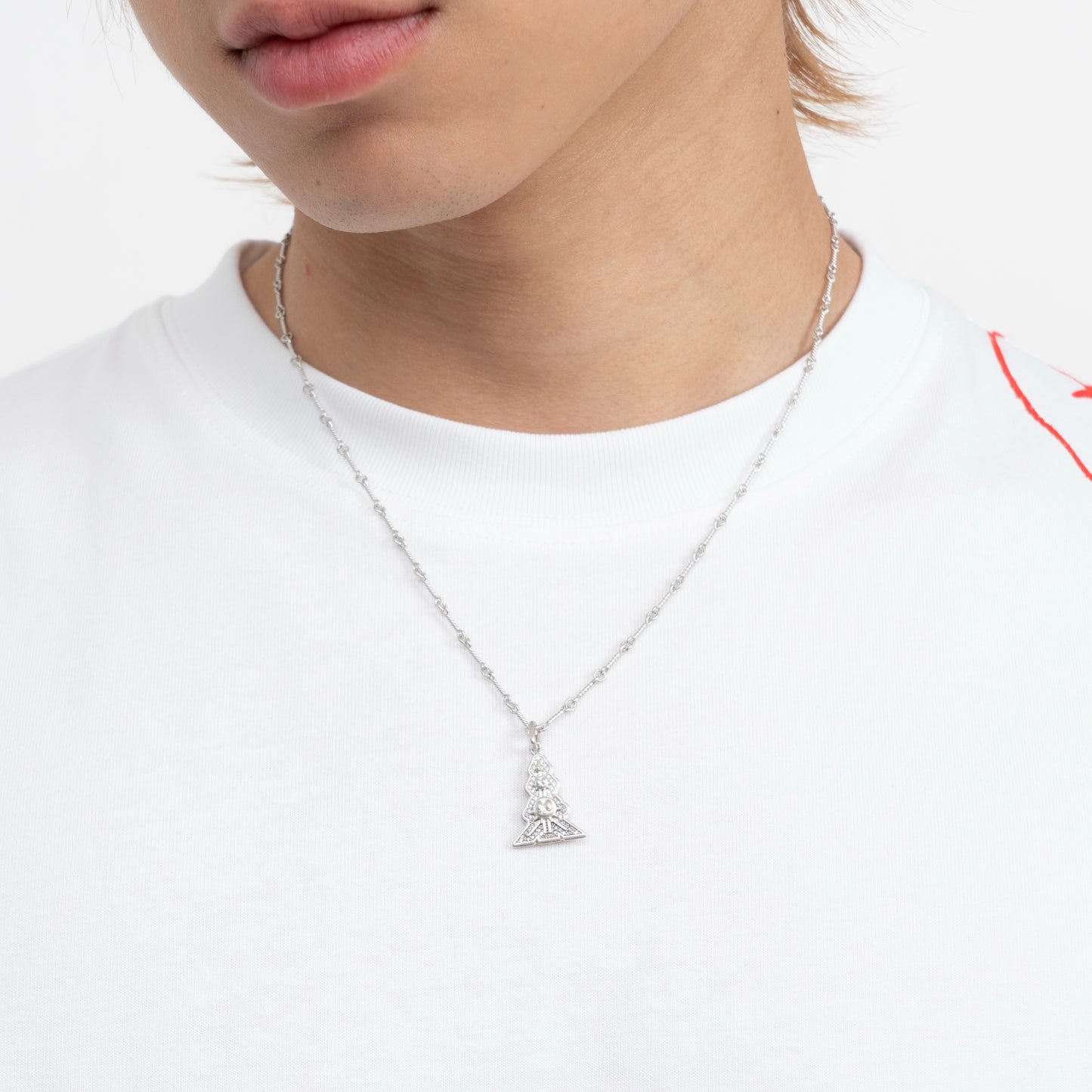 fomulo ‘Fugu worldwide’ wearable visa Shanghai Pearl Tower necklace